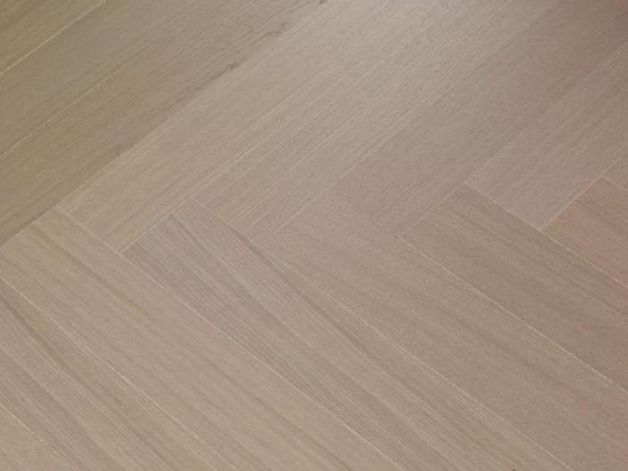DESERT OAK TB104